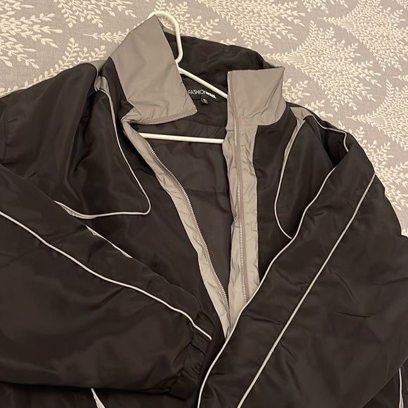 Oversized rain jacket - Picture 6 of 10